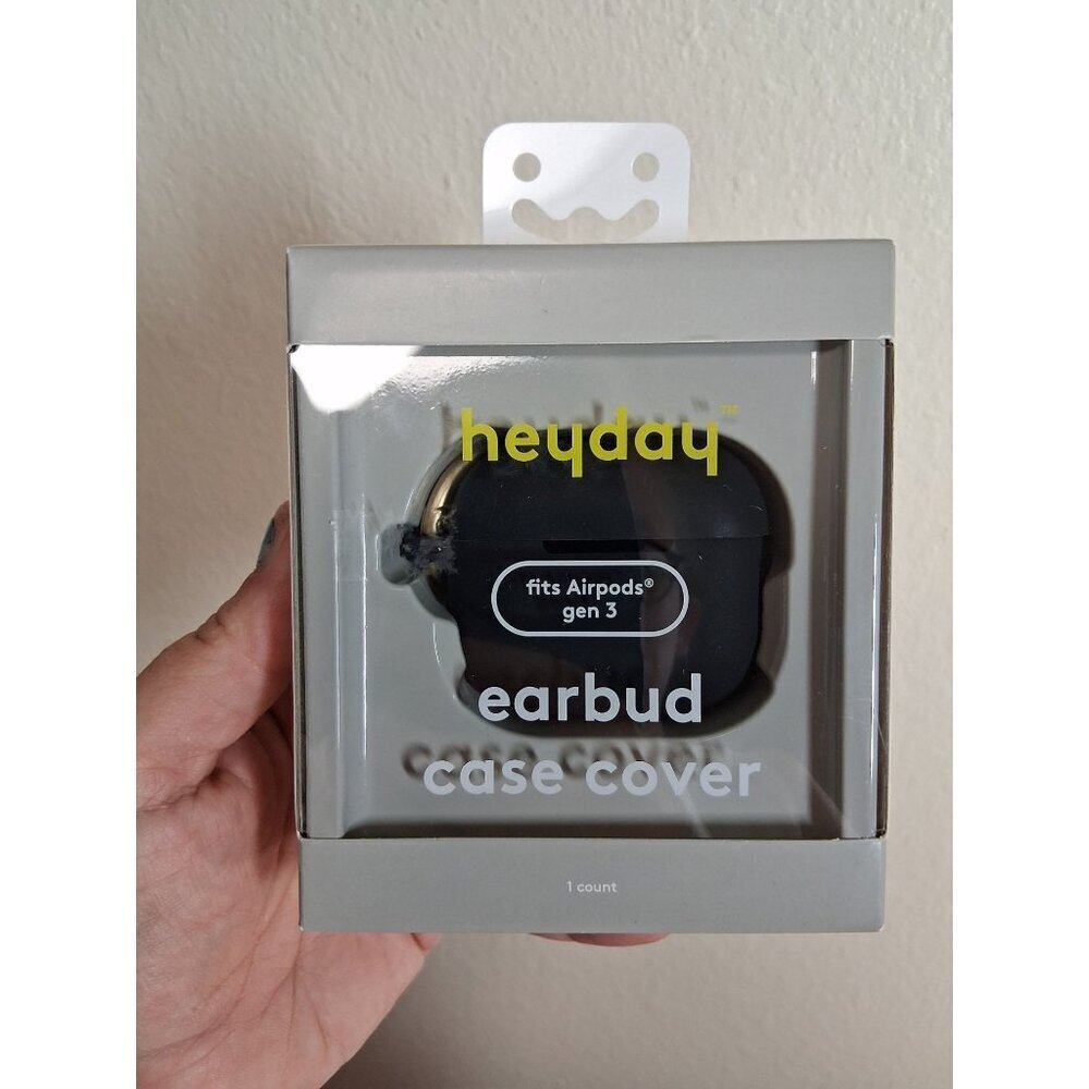 NWT Heyday Earbud Case Cover For Apple Airpod Gen 3 Black